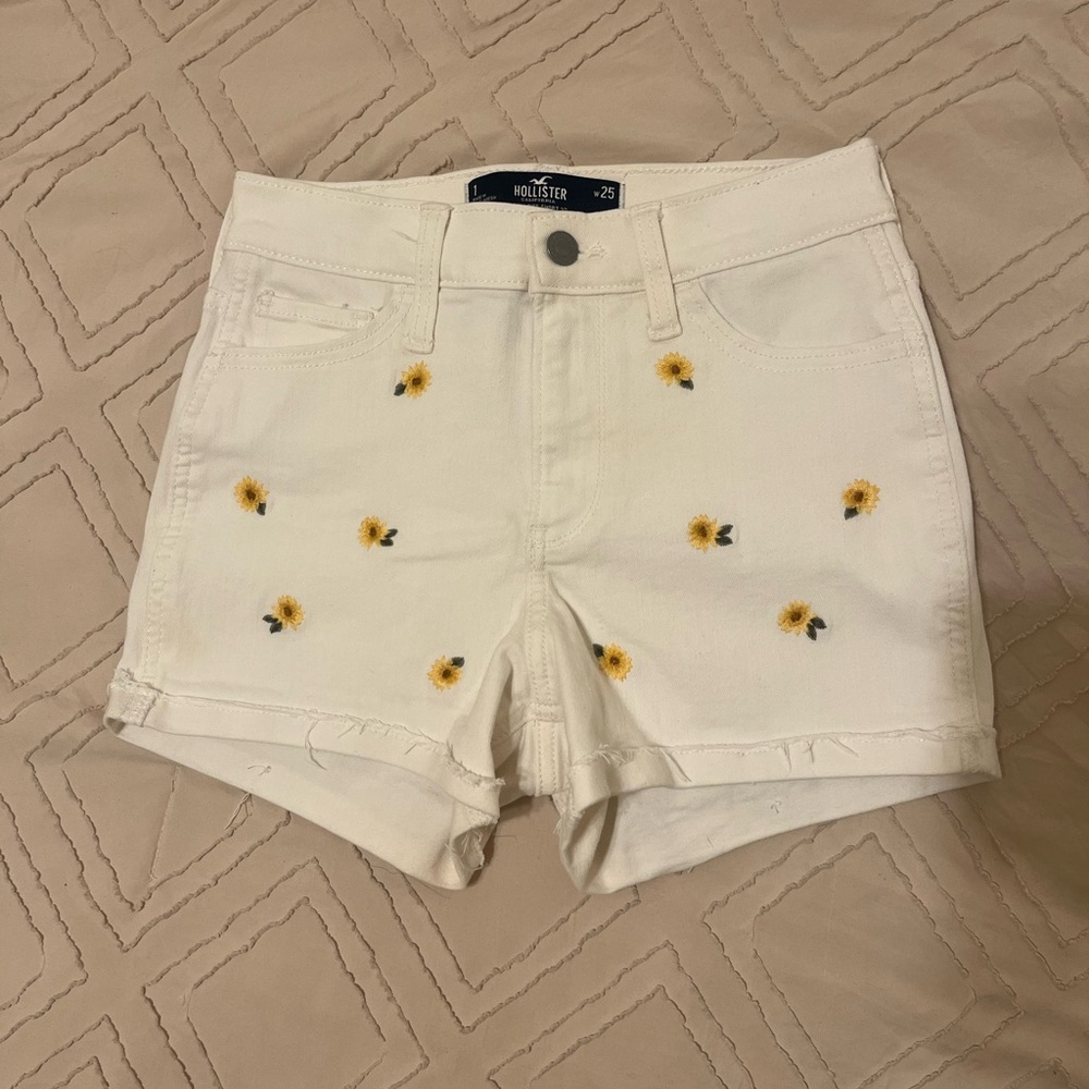 Hollister Sunflower Embroidered Denim Shorts - Size 1